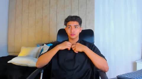 muichiro tokito1 online show from 02.05.25