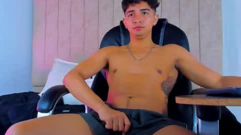 muichiro tokito1 online show from 02.28.25