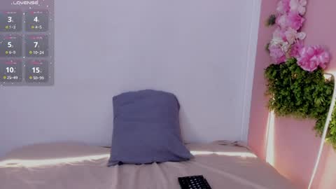 Snapshot of mulan_queen chatting on 04.28.26 Mulan online show from 04.28.26