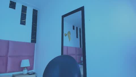 Muller Asher online show from 11.04.25