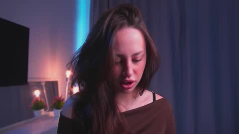 Snapshot of multifruiti chatting on 09.15.25 Kira online show from 09.15.25