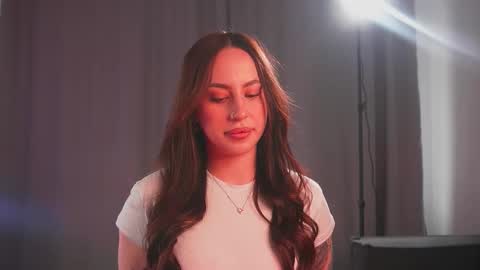 Snapshot of multifruiti chatting on 10.12.25 Kira online show from 10.12.25