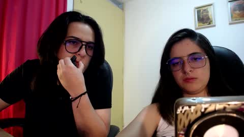 Snapshot of multiorgasmic_6 chatting on 09.26.25 Dani and Alex online show from 09.26.25