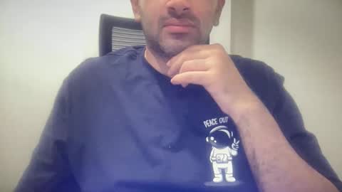 Snapshot of munnabobby2008 chatting on 11.04.25 munnabobby2008 online show from 11.04.25