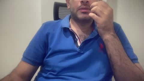 Snapshot of munnabobby2008 chatting on 11.11.25 munnabobby2008 online show from 11.11.25