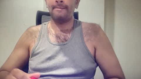 Snapshot of munnabobby2008 chatting on 11.30.25 munnabobby2008 online show from 11.30.25