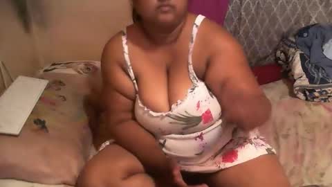 Snapshot of munniegalz1 chatting on 02.17.26 your angel online show from 02.17.26