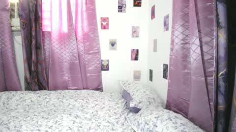 Snapshot of munyekang_vrutal chatting on 12.26.24 moan yeeka online show from 12.26.24