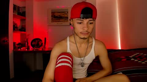 Snapshot of murielkarmesi chatting on 01.14.25 murielkarmesi online show from 01.14.25