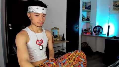 Snapshot of murielkarmesi chatting on 01.16.25 murielkarmesi online show from 01.16.25