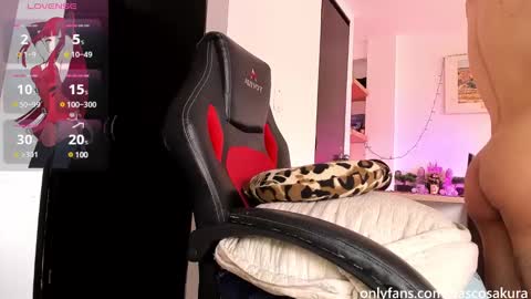 Snapshot of murielkarmesi chatting on 03.08.25 murielkarmesi online show from 03.08.25