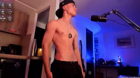 Snapshot of murielkarmesi chatting on 12.16.25 murielkarmesi online show from 12.16.25