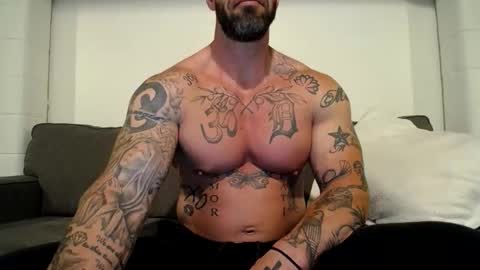 muscle761004 online show from 05.31.26