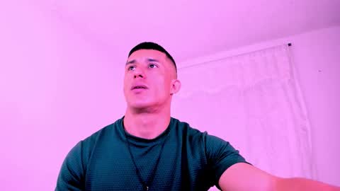 Muscle Man online show from 02.25.26