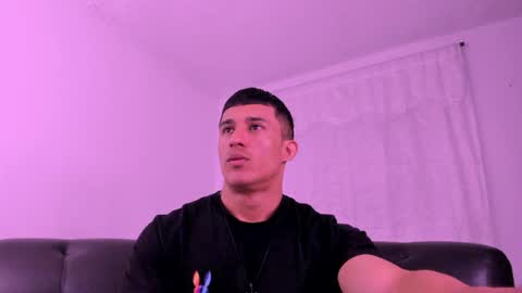 Muscle Man online show from 04.16.26