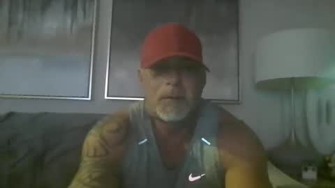 Snapshot of muscleddaddy chatting on 12.10.24 Muscleddaddy online show from 12.10.24