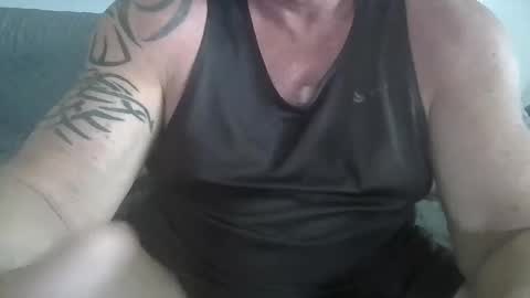 Snapshot of muscleddaddy chatting on 02.11.25 Muscleddaddy online show from 02.11.25