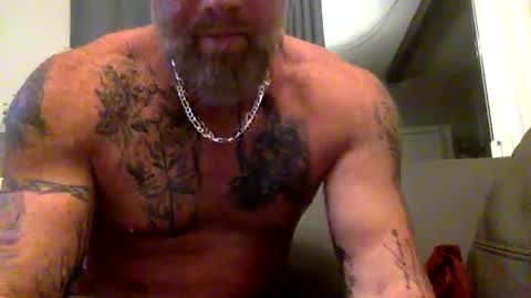 Snapshot of muscledick40 chatting on 02.13.25 muscledick40 online show from 02.13.25