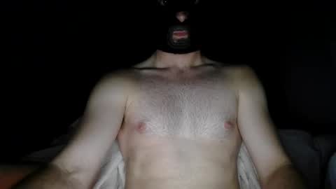 Snapshot of muscleedgernips chatting on 09.09.25 muscleedgernips online show from 09.09.25