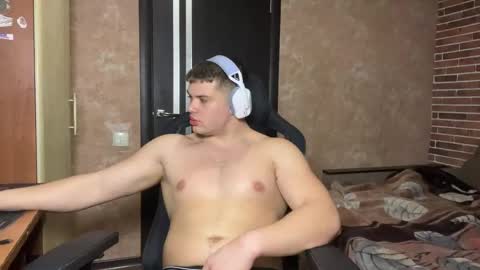 Snapshot of musclephantom chatting on 04.24.26 Egor online show from 04.24.26