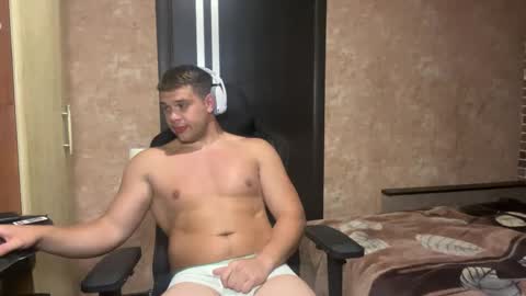 Snapshot of musclephantom chatting on 05.28.26 Egor online show from 05.28.26