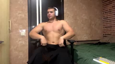 Snapshot of musclephantom chatting on 06.16.26 Egor online show from 06.16.26