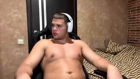 Snapshot of musclephantom chatting on 07.20.26 Egor online show from 07.20.26
