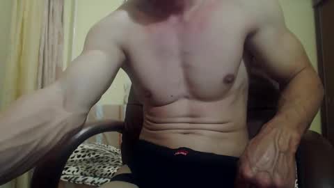 SexyMuscled online show from 11.11.25