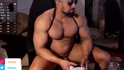 Snapshot of musculusx chatting on 08.01.26 Musculus online show from 08.01.26