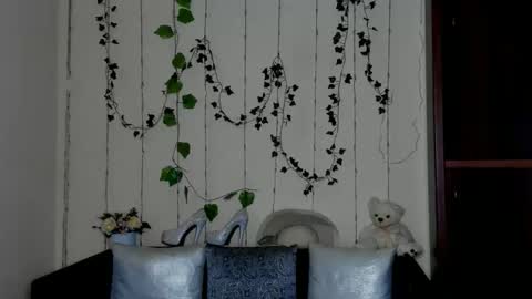 Jeneva online show from 03.26.26