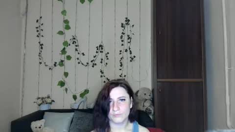 Jeneva online show from 05.15.26