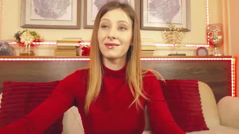 Luna  online show from 02.23.26