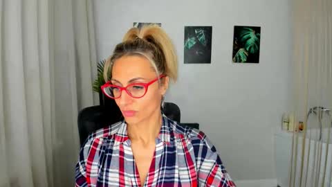 Diana online show from 11.17.25