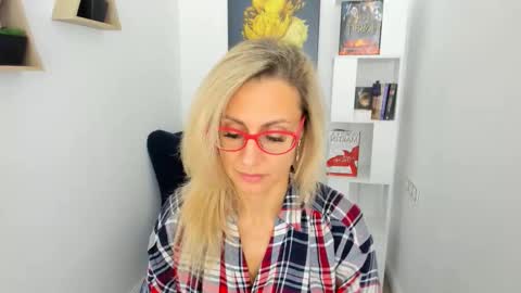 Diana online show from 11.23.25