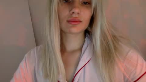 Snapshot of musescorner chatting on 06.24.26 musescorner online show from 06.24.26