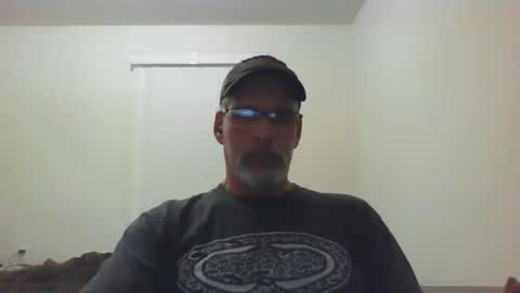 Snapshot of mustang_daddy chatting on 09.14.25 307MountainMan online show from 09.14.25