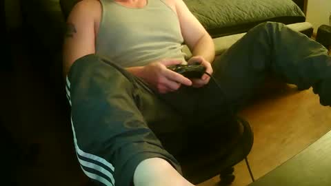 mustenjoyhead79 online show from 11.27.25