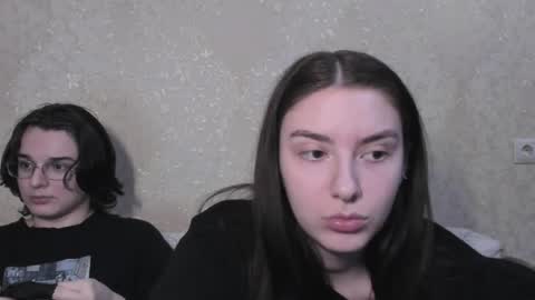 cute couple online show from 04.05.26