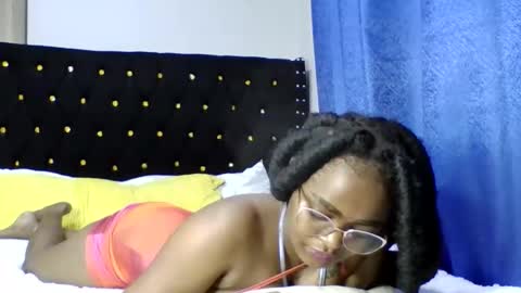 Snapshot of mwana69 chatting on 03.27.26 mwana69 online show from 03.27.26