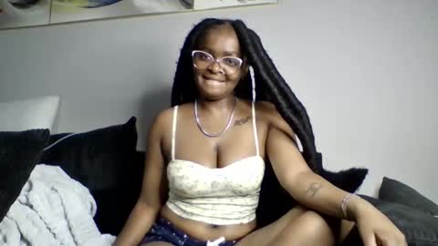 Snapshot of mwana69 chatting on 04.23.26 mwana69 online show from 04.23.26
