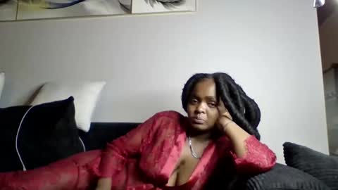 Snapshot of mwana69 chatting on 04.25.26 mwana69 online show from 04.25.26