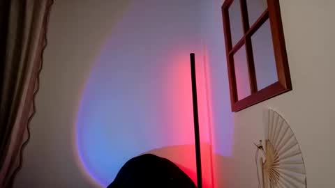 Mx. Anouk Divine online show from 11.24.25