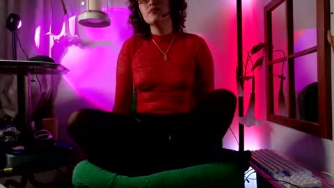 Mx. Anouk Divine online show from 05.01.26