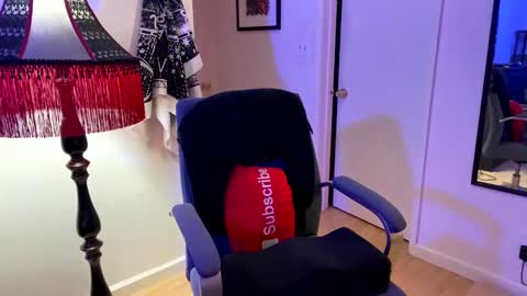 Snapshot of mxscary chatting on 02.09.25 mxscary online show from 02.09.25