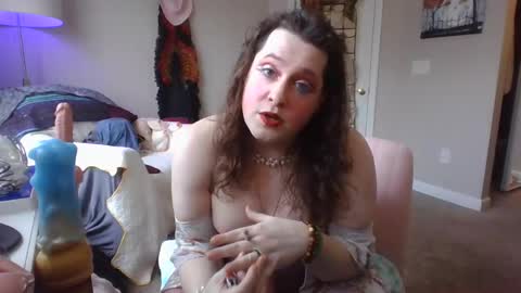 Snapshot of mxsissycharlotte chatting on 01.24.25 Mx Charlotte online show from 01.24.25