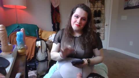 Snapshot of mxsissycharlotte chatting on 02.06.25 Mx Charlotte online show from 02.06.25