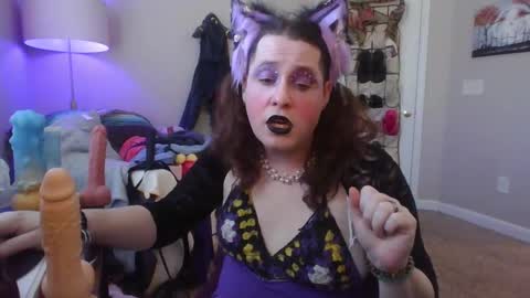 Snapshot of mxsissycharlotte chatting on 03.11.25 Mx Charlotte online show from 03.11.25