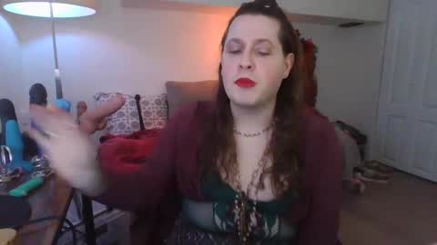Snapshot of mxsissycharlotte chatting on 09.17.25 Mx Charlotte online show from 09.17.25