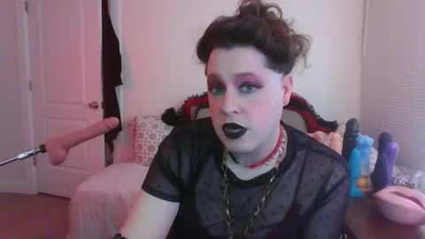 Snapshot of mxsissycharlotte chatting on 09.25.25 Mx Charlotte online show from 09.25.25