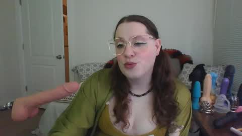 Snapshot of mxsissycharlotte chatting on 09.29.25 Mx Charlotte online show from 09.29.25